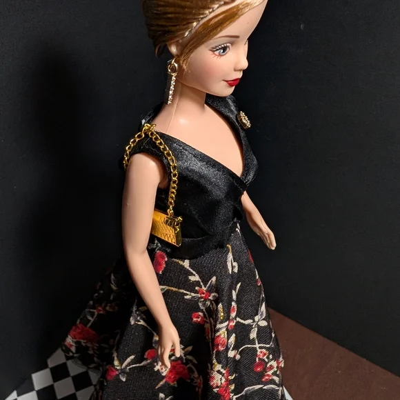 FINAL PRICE* Custom Restyled 45th Anniversary Blonde French Twist Barbie OOAK - Picture 6 of 11